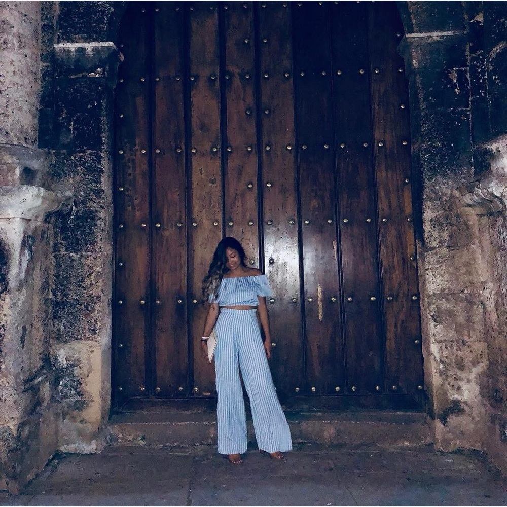 SHOP17 Blue Striped Cropped Top/Pant Set